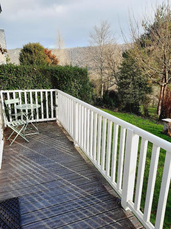 Gites De La Petite Suisse Clécy Exteriör bild