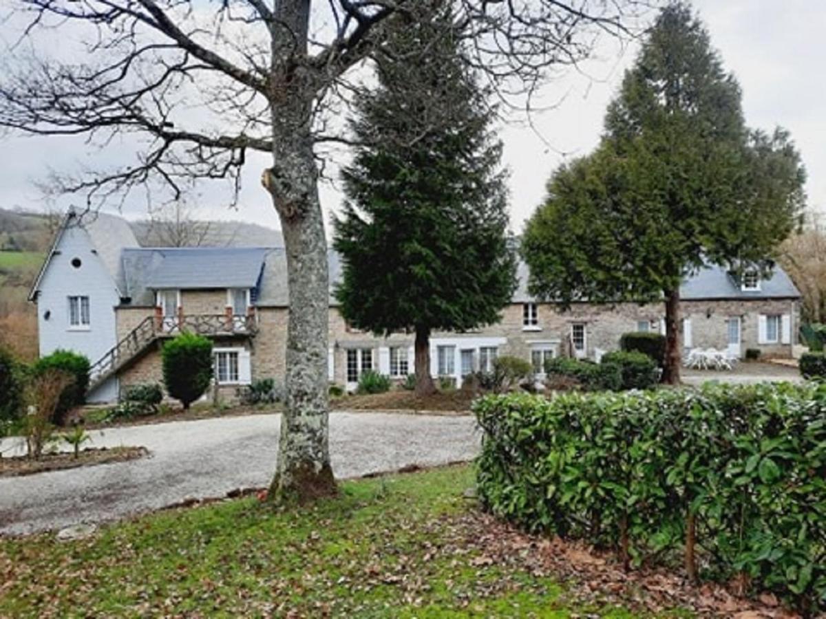 Gites De La Petite Suisse Clécy Exteriör bild