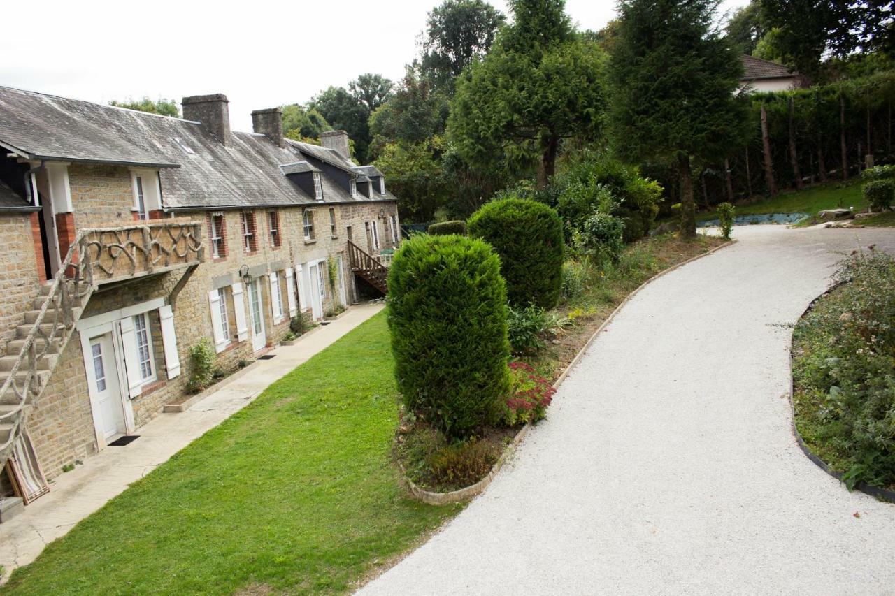 Gites De La Petite Suisse Clécy Exteriör bild